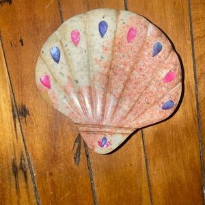 Vintage marble shell with mother of pearl designs trinket box